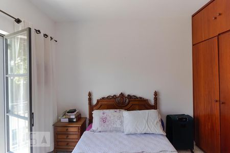 Casa à venda com 300m², 5 quartos e 4 vagasQuarto 04