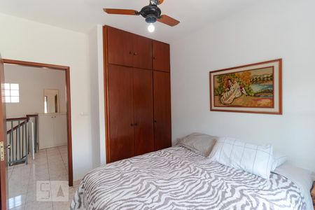 Casa à venda com 300m², 5 quartos e 4 vagasQuarto 02