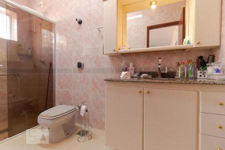 Casa à venda com 300m², 5 quartos e 4 vagasBanheiro 02