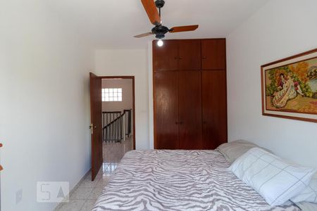 Casa à venda com 300m², 5 quartos e 4 vagasQuarto 02