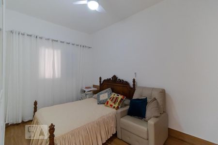Casa à venda com 300m², 5 quartos e 4 vagasQuarto 01