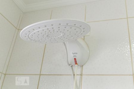 Casa à venda com 210m², 3 quartos e 4 vagas Casa à venda com 210m², 3 quartos e 4 vagasBanheiro social - Chuveiro