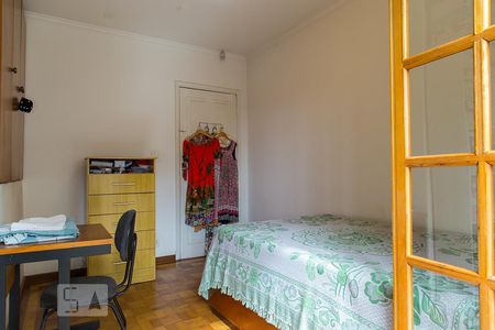 Casa à venda com 210m², 3 quartos e 4 vagas Casa à venda com 210m², 3 quartos e 4 vagasQuarto 2