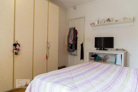 Casa à venda com 210m², 3 quartos e 4 vagas Casa à venda com 210m², 3 quartos e 4 vagasQuarto