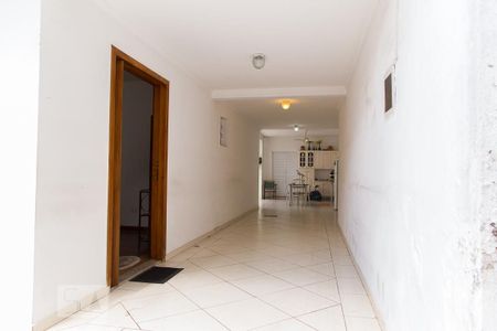Casa à venda com 210m², 3 quartos e 4 vagas Casa à venda com 210m², 3 quartos e 4 vagasGaragem