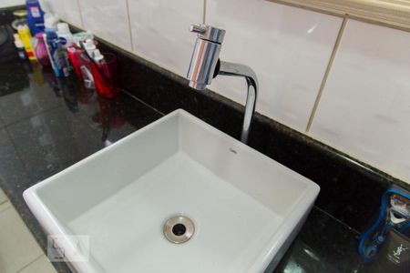 Casa à venda com 210m², 3 quartos e 4 vagas Casa à venda com 210m², 3 quartos e 4 vagasBanheiro da suíte - Torneira