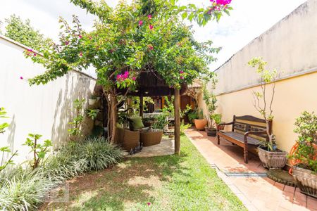 Casa à venda com 300m², 4 quartos e 4 vagasQuintal