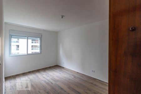 Quarto 2 de apartamento para alugar com 3 quartos, 70m² em Itaim Bibi, São Paulo