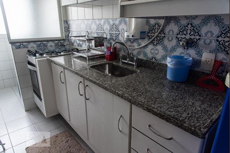 Apartamento à venda com 60m², 2 quartos e 2 vagas Apartamento à venda com 60m², 2 quartos e 2 vagasCozinha