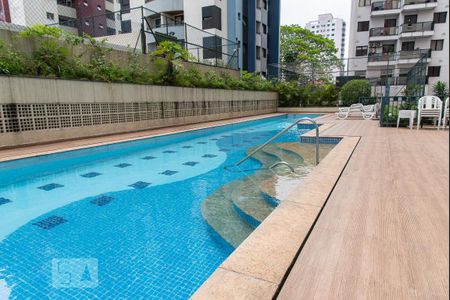 Apartamento à venda com 60m², 2 quartos e 2 vagas Apartamento à venda com 60m², 2 quartos e 2 vagasPiscina