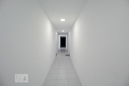 Apartamento à venda com 38m², 2 quartos e sem vagaCorredor Andar