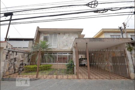 Casa à venda com 252m², 3 quartos e 3 vagasFachada