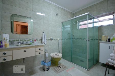 Casa à venda com 252m², 3 quartos e 3 vagasBanheiro Social