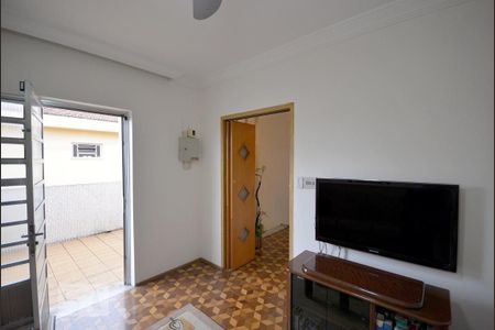 Casa à venda com 252m², 3 quartos e 3 vagasSala de TV