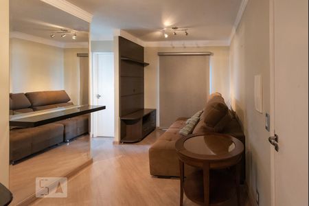 Sala de apartamento para alugar com 2 quartos, 55m² em Vila Marieta, Campinas
