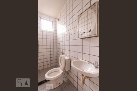 Apartamento para alugar com 70m², 2 quartos e 1 vaga Apartamento para alugar com 70m², 2 quartos e 1 vagaBanheiro