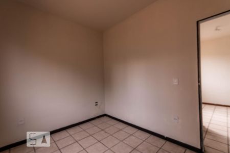 Quarto 2 de apartamento para alugar com 2 quartos, 70m² em Planalto, Belo Horizonte