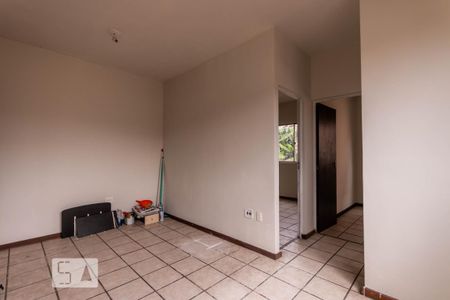 Sala de apartamento para alugar com 2 quartos, 70m² em Planalto, Belo Horizonte