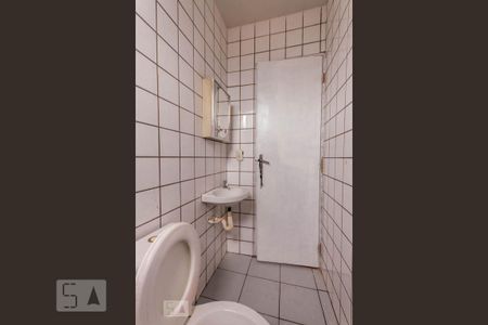 Apartamento para alugar com 70m², 2 quartos e 1 vaga Apartamento para alugar com 70m², 2 quartos e 1 vagaBanheiro