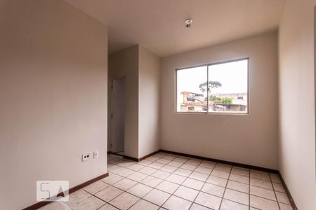 Sala de apartamento para alugar com 2 quartos, 70m² em Planalto, Belo Horizonte
