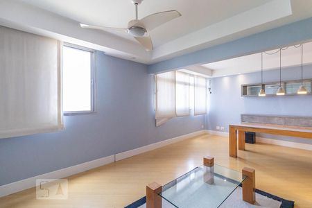 Apartamento à venda com 100m², 2 quartos e 1 vagaSala