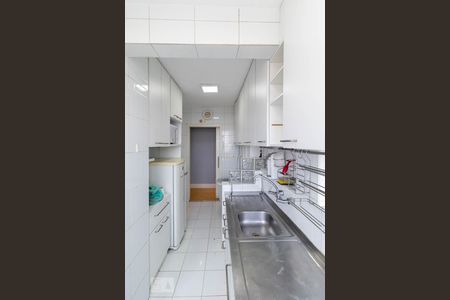 Apartamento à venda com 100m², 2 quartos e 1 vagaCozinha