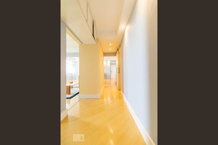 Apartamento à venda com 100m², 2 quartos e 1 vagaCorredor