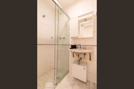 Apartamento à venda com 100m², 2 quartos e 1 vagaBanheiro social