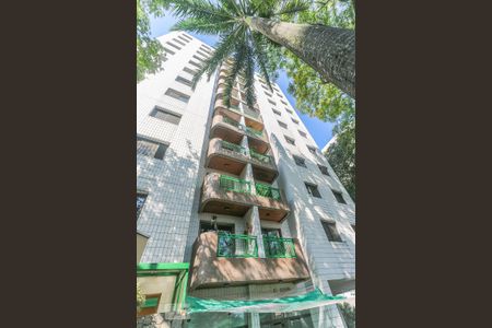 Apartamento para alugar com 72m², 2 quartos e 1 vagaFachada