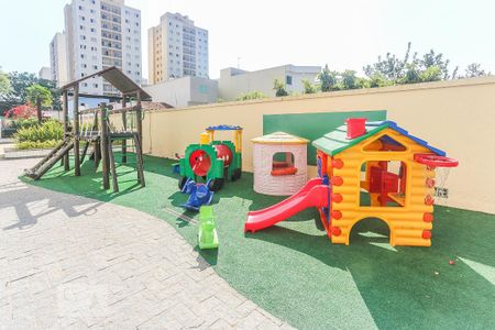 Apartamento para alugar com 72m², 2 quartos e 1 vagaArea Comum Playground