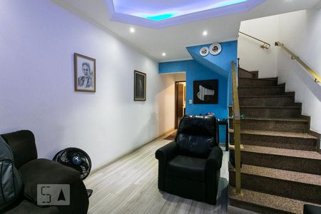 Sala de casa à venda com 4 quartos, 150m² em Chácara Califórnia, São Paulo