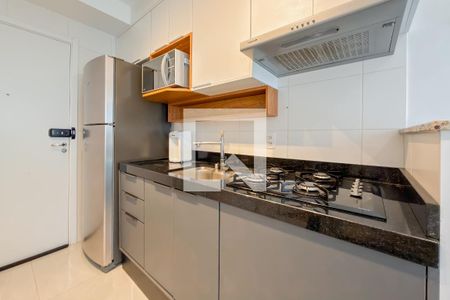 Sala/Cozinha de apartamento para alugar com 1 quarto, 30m² em Cambuci, São Paulo