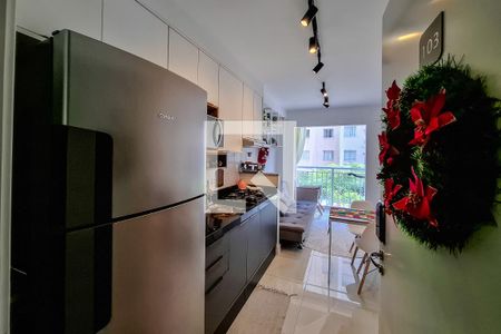 Sala/Cozinha de apartamento à venda com 1 quarto, 30m² em Cambuci, São Paulo