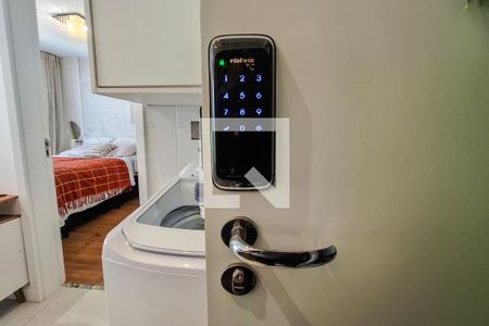 Sala/Cozinha de apartamento à venda com 1 quarto, 30m² em Cambuci, São Paulo