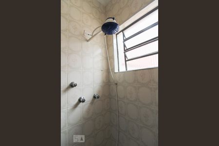 Casa à venda com 140m², 2 quartos e 1 vaga Casa à venda com 140m², 2 quartos e 1 vagaBanheiro de Serviço