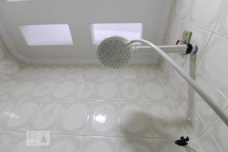 Casa à venda com 140m², 2 quartos e 1 vaga Casa à venda com 140m², 2 quartos e 1 vagaBanheiro