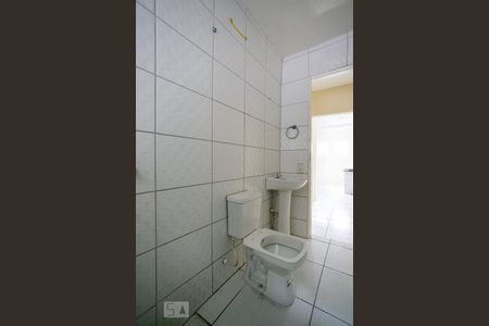 Casa para alugar com 110m², 3 quartos e 1 vaga Casa para alugar com 110m², 3 quartos e 1 vagaBanheiro