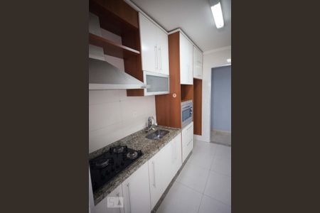 Apartamento à venda com 64m², 3 quartos e 1 vagaCozinha