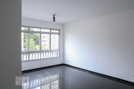 Apartamento para alugar com 83m², 2 quartos e 1 vagaSala