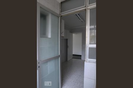 Apartamento para alugar com 83m², 2 quartos e 1 vagaÁrea de Serviço