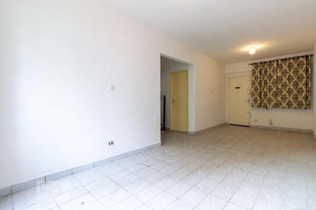 Studio para alugar com 50m², 1 quarto e sem vaga Studio para alugar com 50m², 1 quarto e sem vagaStudio