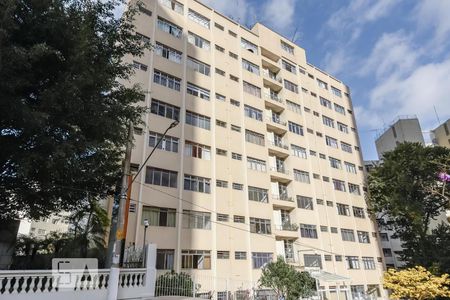 Studio para alugar com 50m², 1 quarto e sem vaga Studio para alugar com 50m², 1 quarto e sem vagaFachada