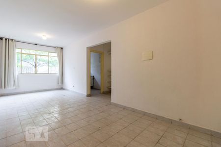 Studio para alugar com 50m², 1 quarto e sem vaga Studio para alugar com 50m², 1 quarto e sem vagaStudio