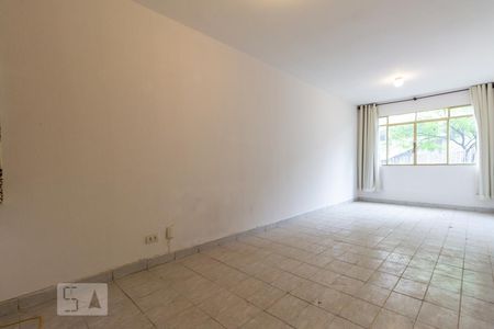 Studio para alugar com 50m², 1 quarto e sem vaga Studio para alugar com 50m², 1 quarto e sem vagaStudio