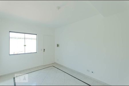 Sala de casa de condomínio para alugar com 2 quartos, 65m² em Vila Ré, São Paulo
