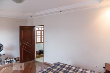Casa para alugar com 315m², 5 quartos e 6 vagas Casa para alugar com 315m², 5 quartos e 6 vagasSuite 3