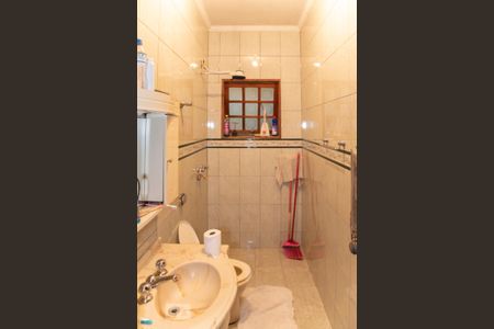 Casa para alugar com 315m², 5 quartos e 6 vagas Casa para alugar com 315m², 5 quartos e 6 vagasBanheiro 5