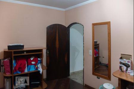 Suite 1 de casa para alugar com 5 quartos, 315m² em Parque Boturussu, São Paulo