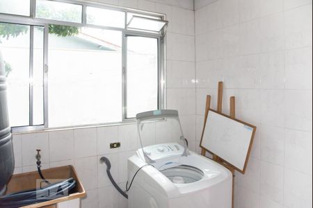 Casa para alugar com 315m², 5 quartos e 6 vagas Casa para alugar com 315m², 5 quartos e 6 vagasÁrea de Serviço 2