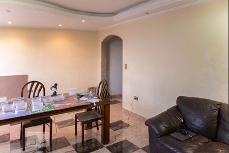 Sala de casa para alugar com 5 quartos, 315m² em Parque Boturussu, São Paulo